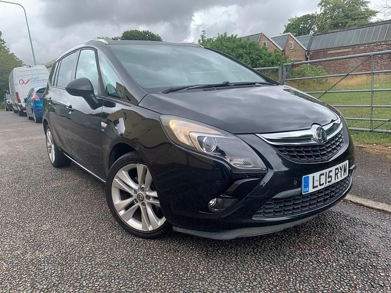 Black Used 2015 Vauxhall Zafira Tourer SRi MPV | £5,990 (Good price) - Image 1/4
