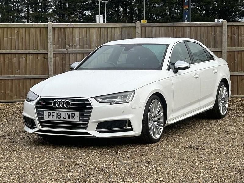 Used Audi S4 Advanced 354 HP (260 kW) 2018 White Sedan