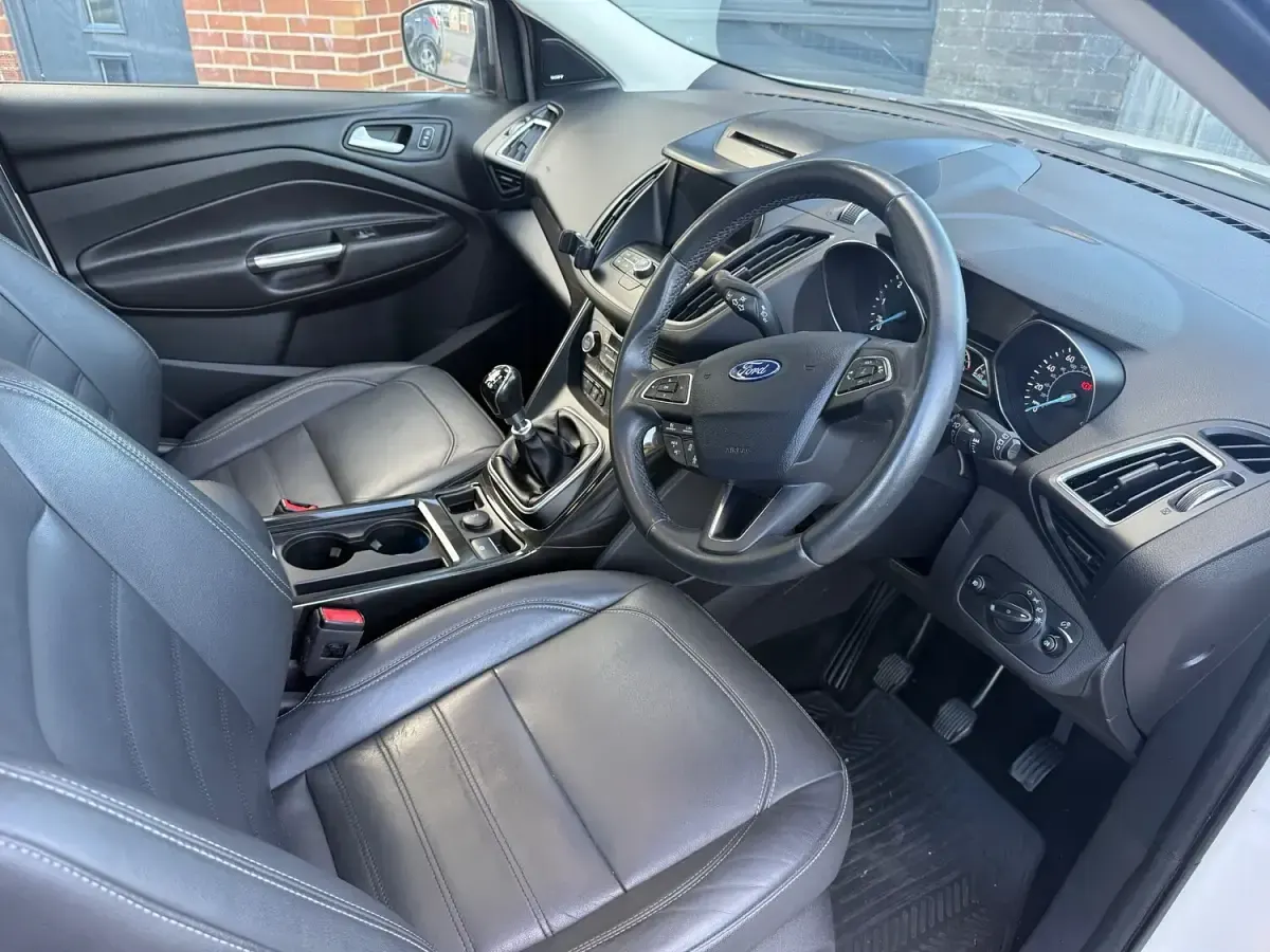 Used Ford Kuga Titanium X 120 HP (88 kW) 2019 White SUV