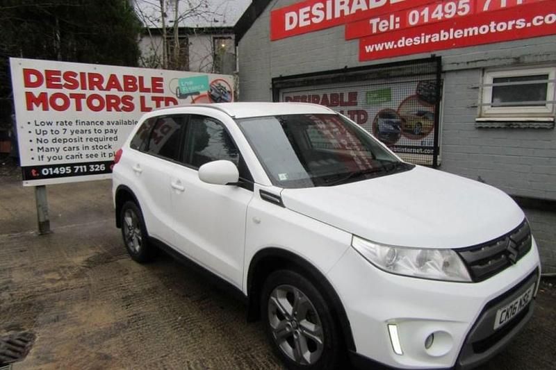 Used Suzuki Vitara SZ-T 120 HP (88 kW) 2016 White SUV