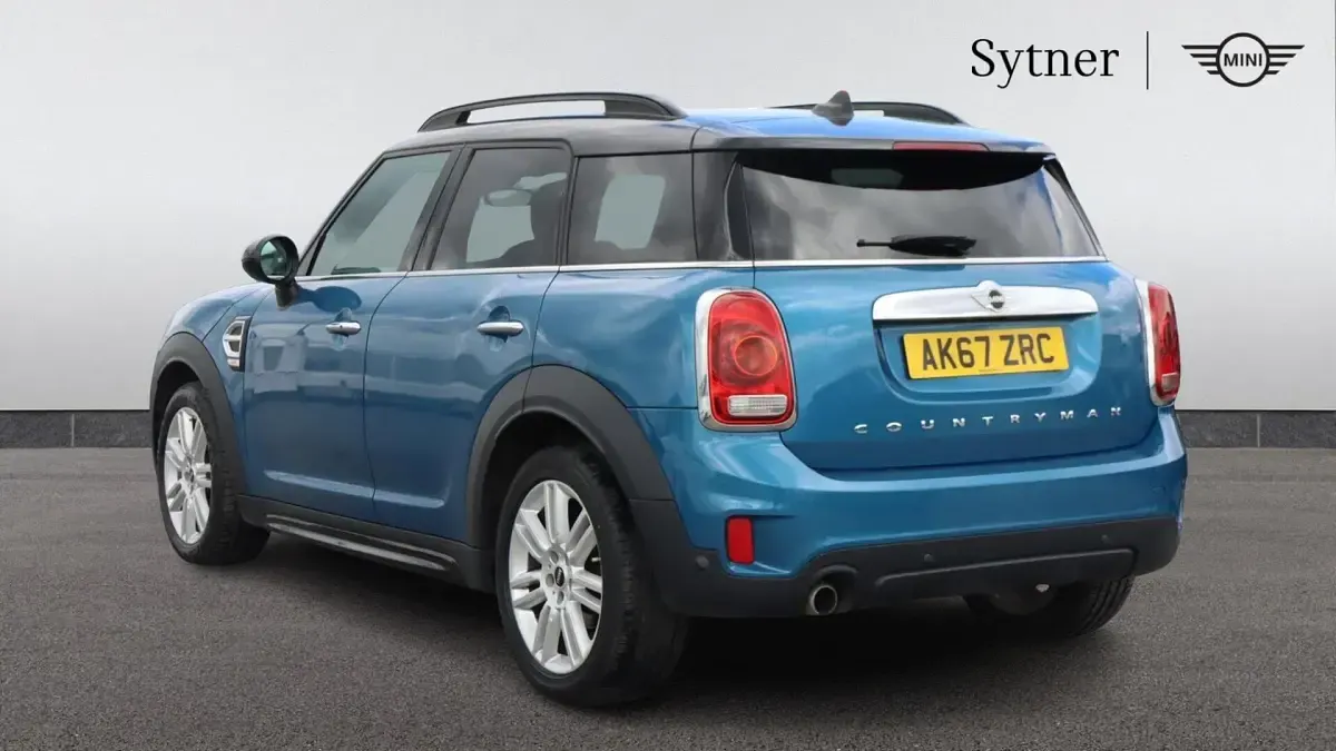 Usado Mini Cooper Countryman 134 HP (98 kW) 2017 Azul SUV