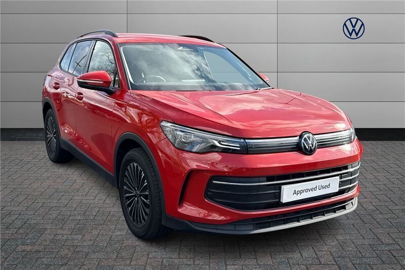 Red Used 2024 VW Tiguan Life SUV | £28,477 (A bit pricey) - Image 1/4