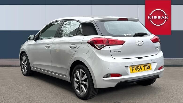 Używany Hyundai i20 SE 84 KM (61 kW) 2015 Hatchback