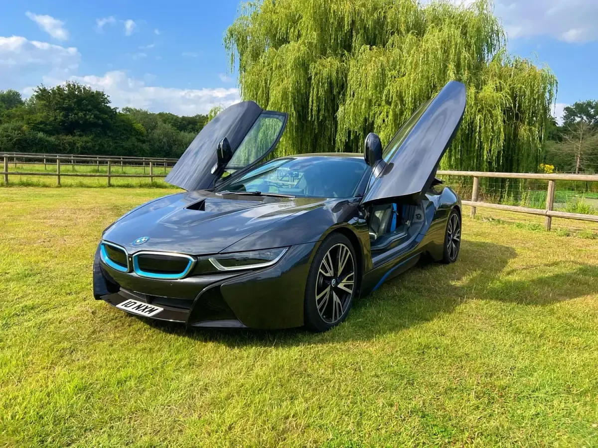 Used BMW i8 Comfort Edition 2017 Grey Coupe