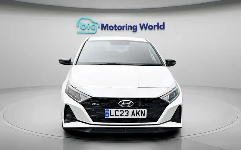 Used Hyundai i20 N Line 120 HP (88 kW) 2023 White Hatchback