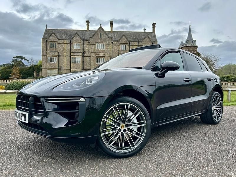 Used Porsche Macan Turbo 440 HP (323 kW) 2020 Black SUV