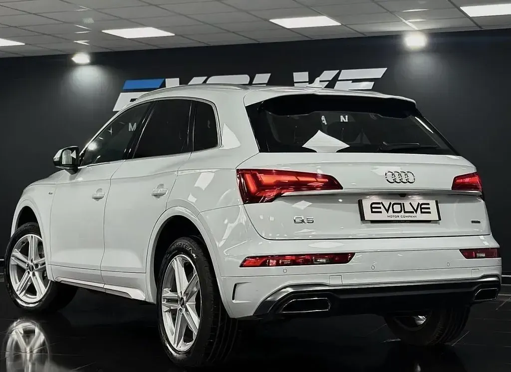 Used Audi Q5 S-Line 265 HP (194 kW) 2021 White SUV