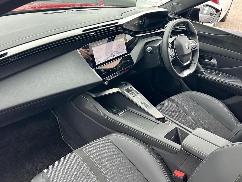 Used Peugeot 308 SW GT 134 HP (98 kW) 2025 Red Estate