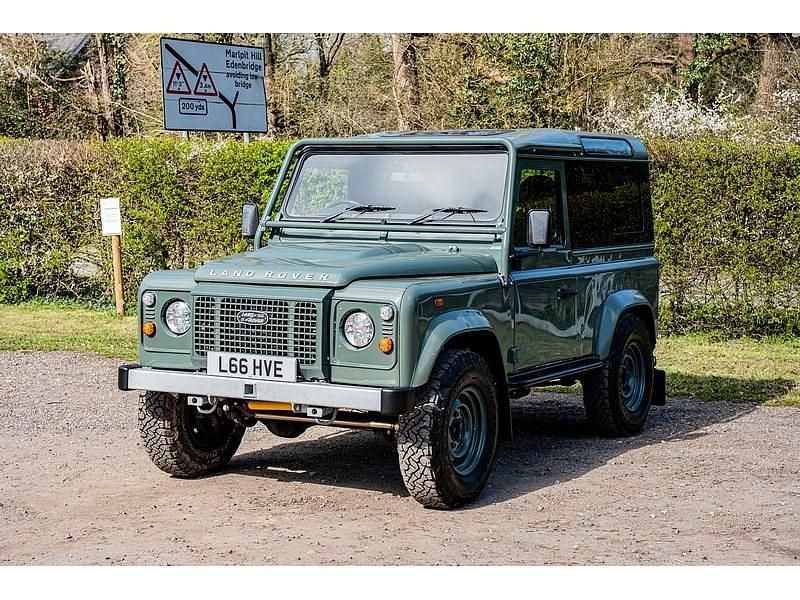 Usado Land Rover Defender 122 HP (89 kW) 2007 Verde