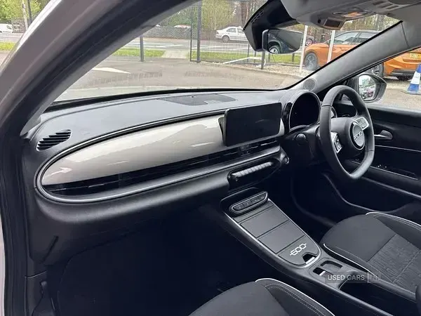 Używany Fiat 600 2025 Beżowy SUV