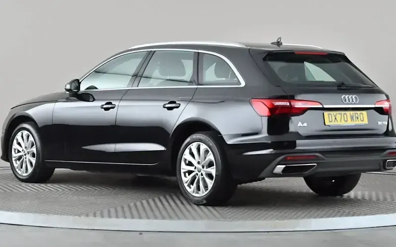 Used Audi A4 Premium 136 HP (100 kW) 2020 Black Estate