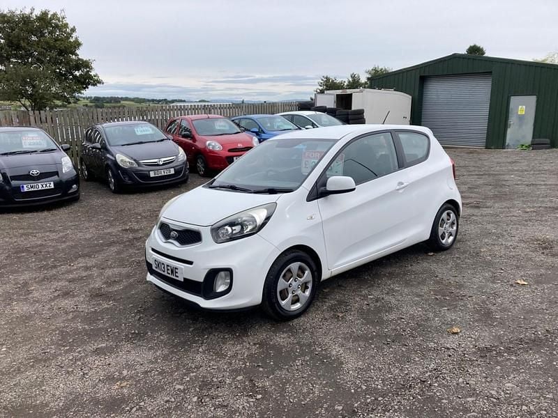 White Used 2013 Kia Picanto Hatchback | £2,795 (Good price) - Image 1/4