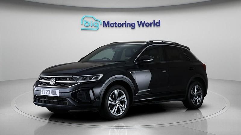 Used VW T-Roc R-line 148 HP (108 kW) 2023 Black SUV