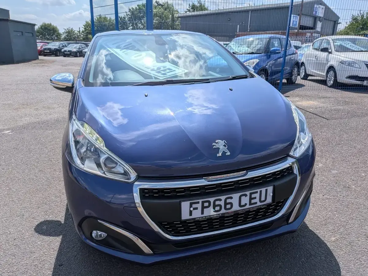 Used Peugeot 208 Allure 2016 Blue Hatchback