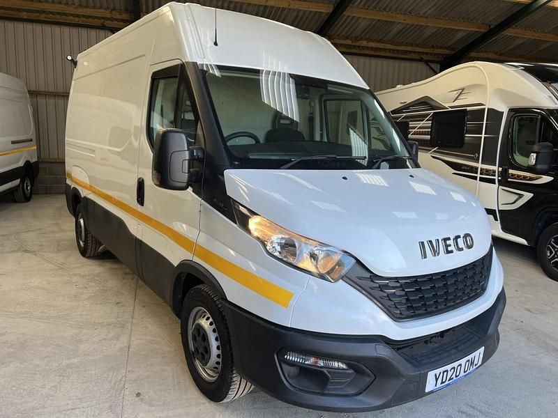 White Used 2020 Iveco Daily | £9,995 (Super price) - Image 1/4