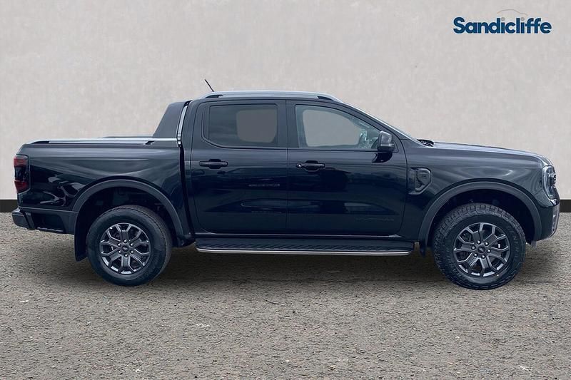 Used Ford Ranger Wildtrack 240 HP (176 kW) 2026 Agate black Pickup