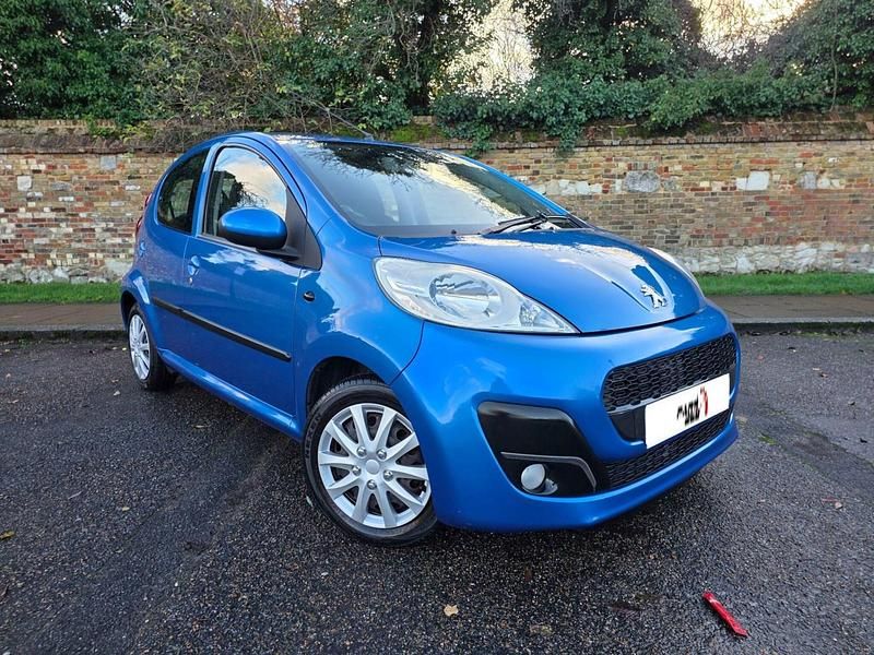 Blue Used 2014 Peugeot 107 Active Hatchback | £2,450 (Fair price) - Image 1/4