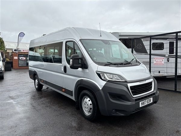 Silver Used 2017 Peugeot Boxer Van | £13,000 (Fair price) - Image 1/1