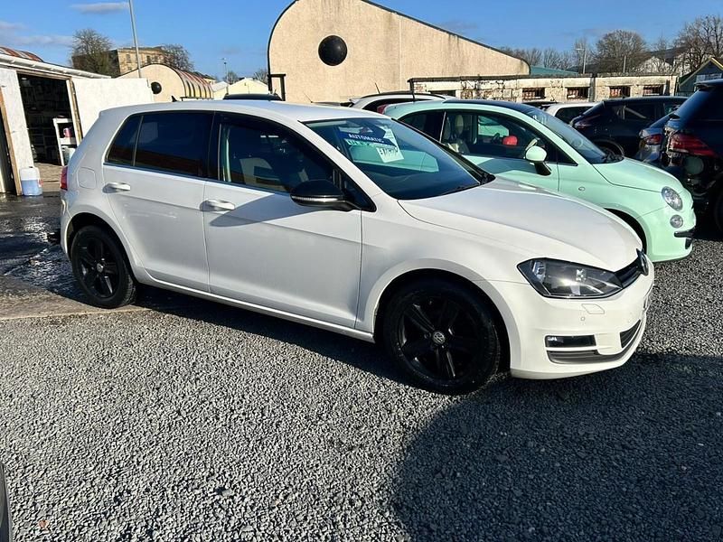 Begagnad VW Golf VII Edition 110 HK (80 kW) 2016 Vit Halvkombi