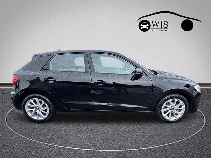Used Audi A1 Sportback Sport 95 HP (69 kW) 2021 Black Hatchback