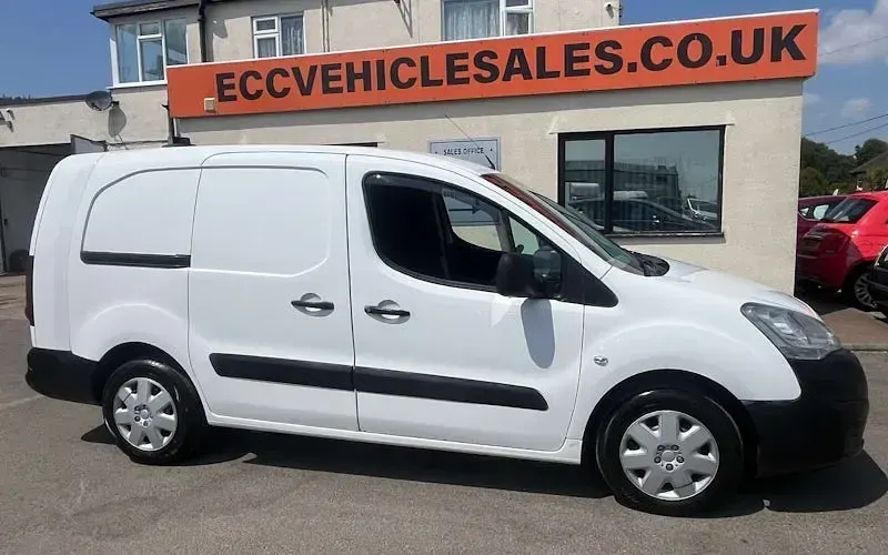 Used Citroën Berlingo 100 HP (73 kW) 2017 MPV