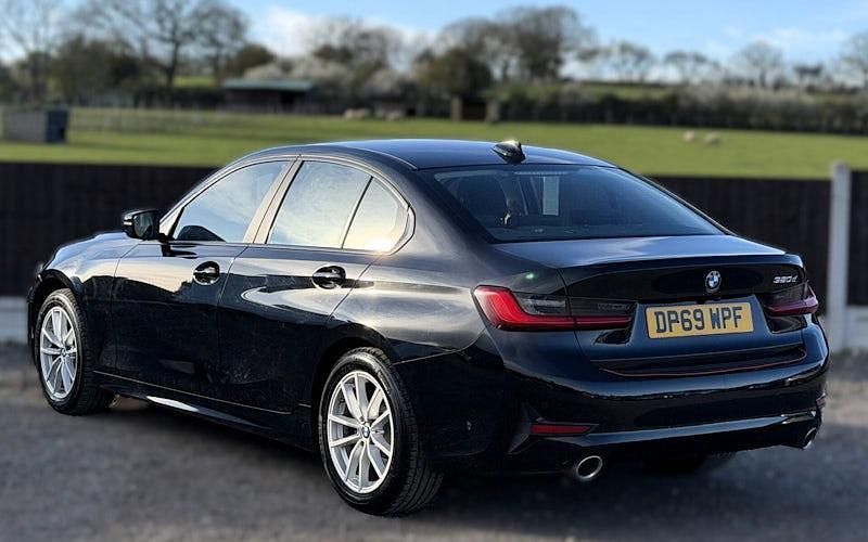 Used BMW 320 190 HP (139 kW) 2019 Sedan