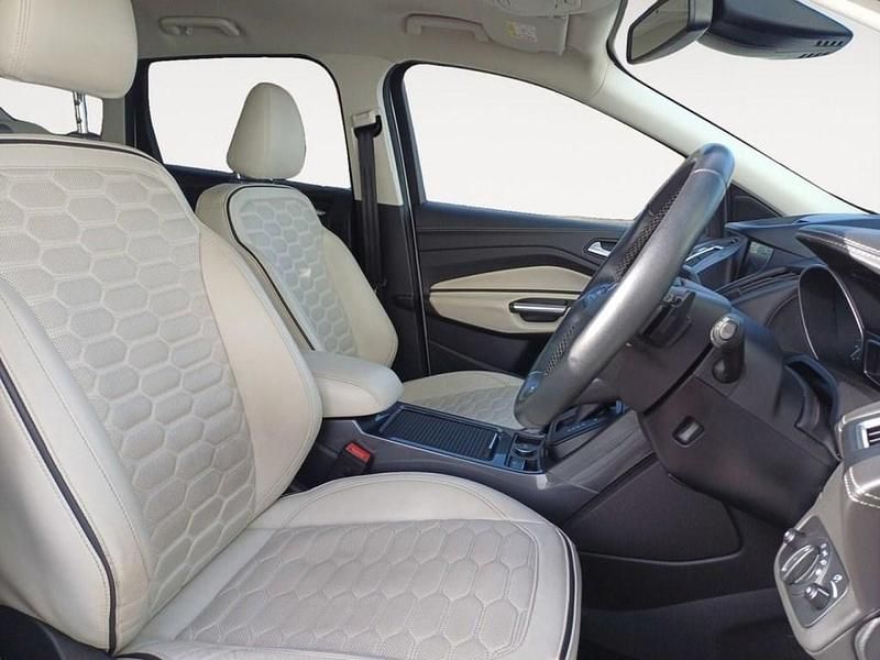 Used Ford Kuga Vignale 120 HP (88 kW) 2018 White SUV