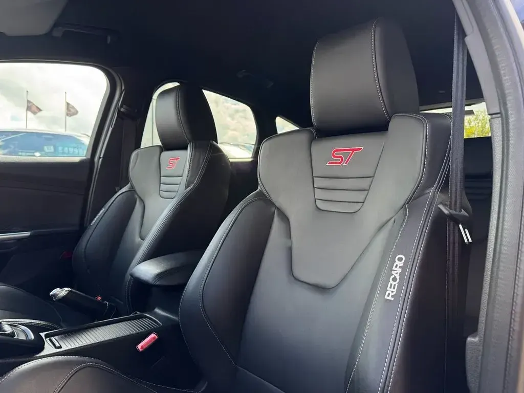 Used Ford Focus ST 2017 Black Hatchback