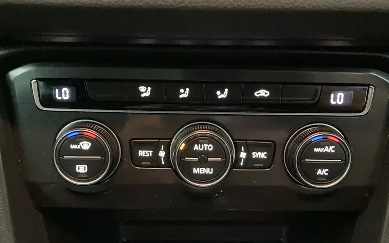 Used VW Tiguan SE 150 HP (110 kW) 2018 Grey SUV