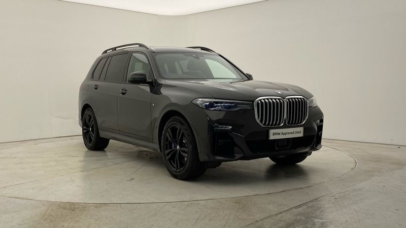Grey Used 2022 BMW X7 M Sport SUV | £52,990 (Super price) - Image 1/4