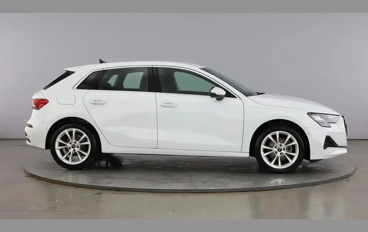 Used Audi A3 Sport 113 HP (83 kW) 2025 White Hatchback