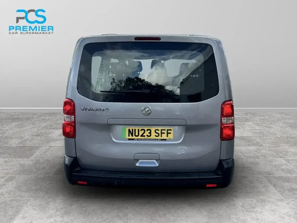 Used Vauxhall Vivaro 100 kW (136 HP) 2023 Grey MPV
