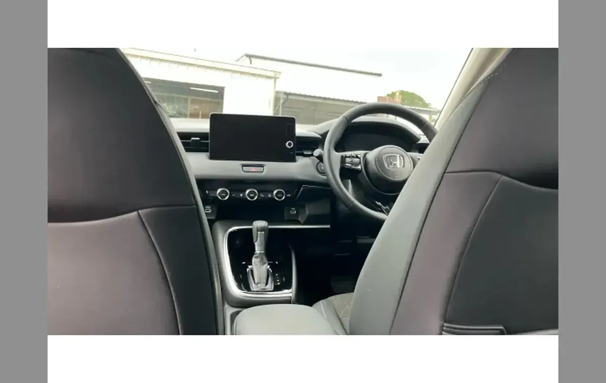 Used Honda HR-V Advance 131 HP (96 kW) 2024 Beige SUV