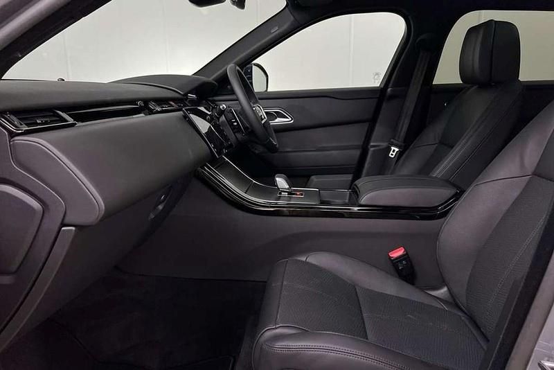 Used Land Rover Range Rover Velar HSE Dynamic 200 HP (147 kW) 2025 Grey SUV