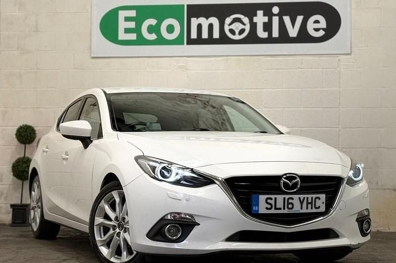 Used Mazda 3 Inclusive 165 HP (121 kW) 2016 White Hatchback