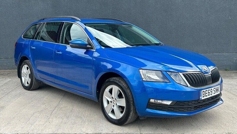 Blue Used 2019 Skoda Octavia SE Technology Estate | £9,495 (Good price) - Image 1/3