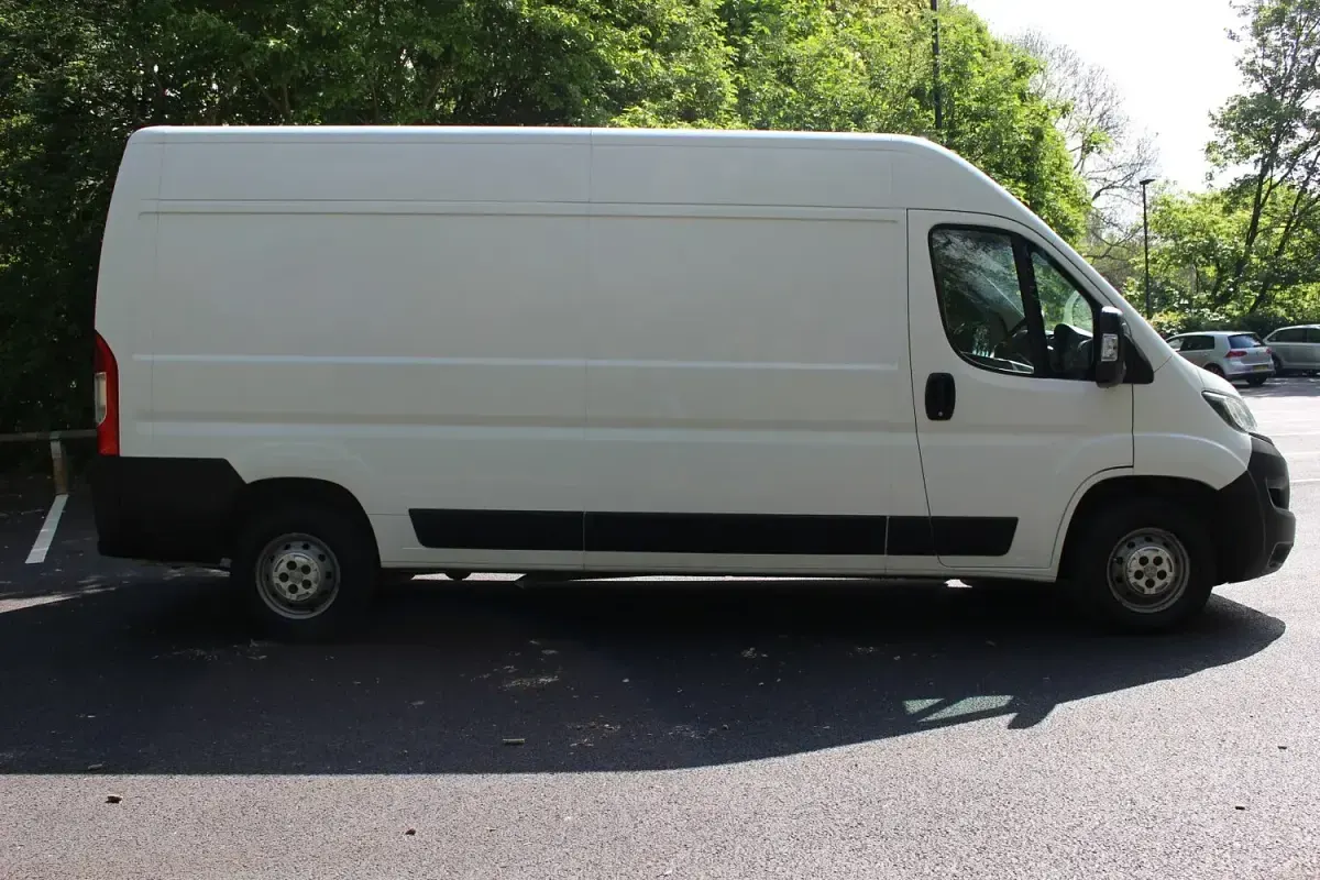 Used Peugeot Boxer 2018 White Van