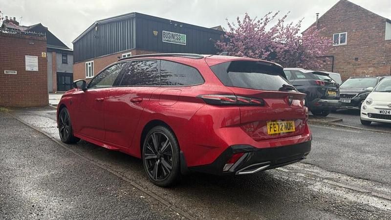 Used Peugeot 308 SW Premium 143 HP (105 kW) 2026 Red Estate