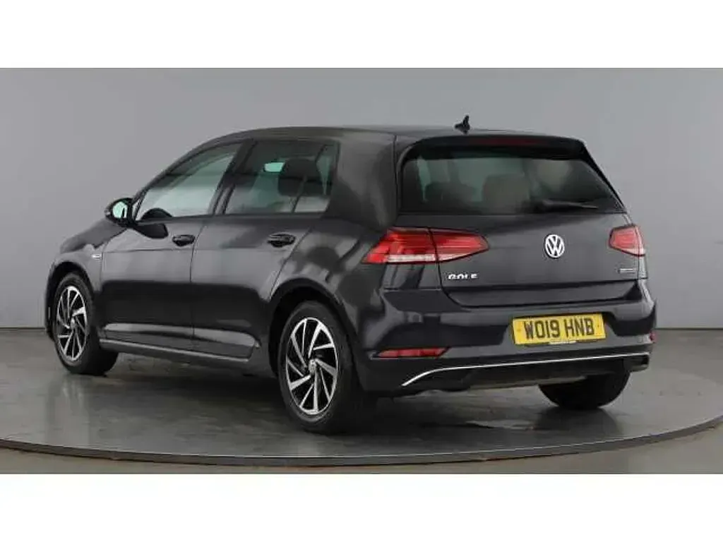Used VW Golf VII 130 HP (95 kW) 2019