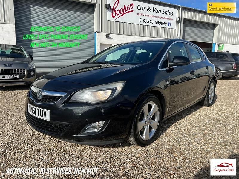 Used Vauxhall Astra SRi 165 HP (121 kW) 2011 Black Hatchback