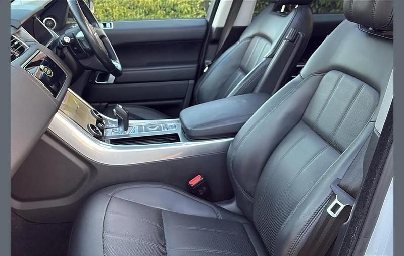 White Used 2020 Land Rover Range Rover Sport HSE SUV | £31,499 (Super price) - Image 1/4