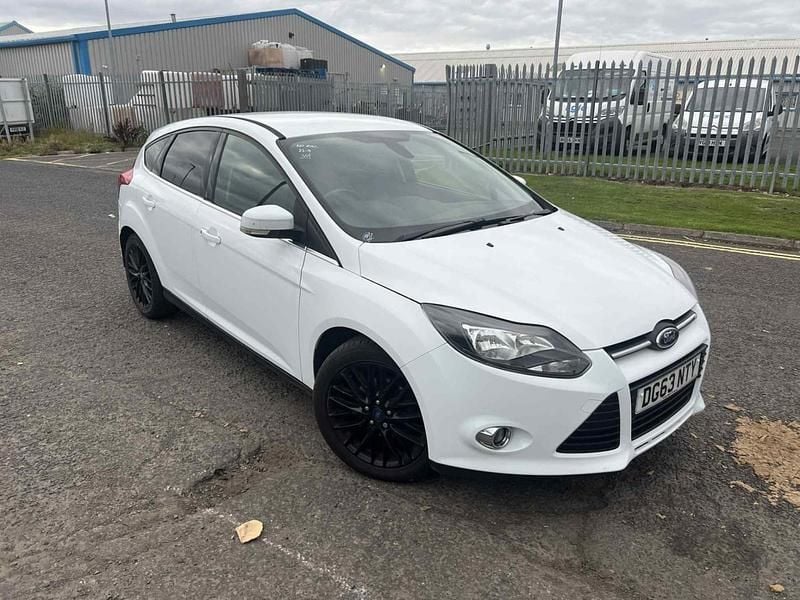White Used 2013 Ford Focus Zetec Hatchback | £1,995 (Super price) - Image 1/4