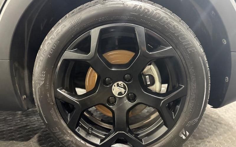 Used Vauxhall Crossland S 110 HP (80 kW) 2023 Black SUV