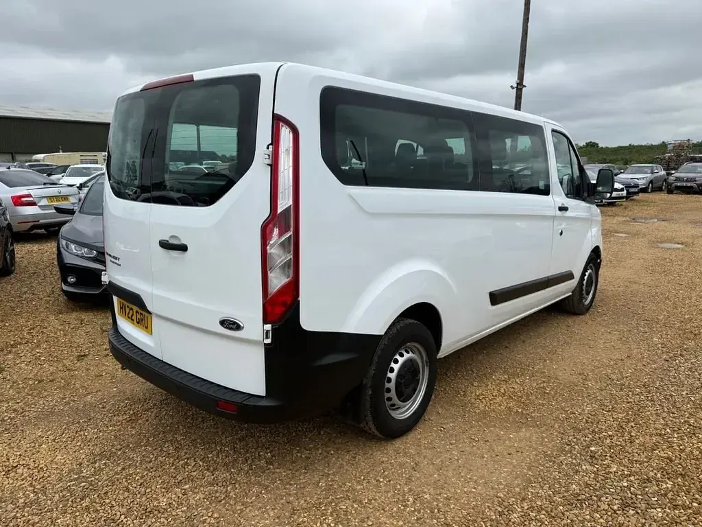 Used Ford Transit Custom S 2022 White Estate