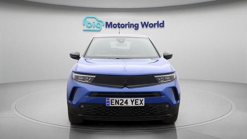 Second-hand Vauxhall Mokka Ultimate 130 CP (95 kW) 2024 Albastru SUV