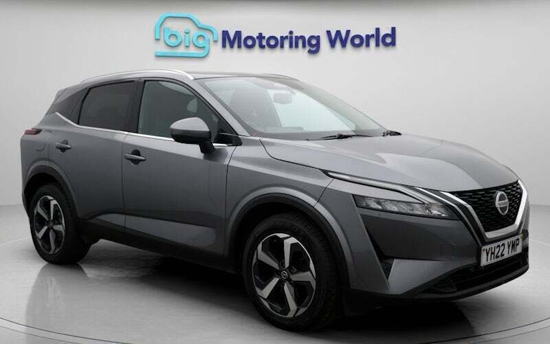 Used 2022 Nissan Qashqai N-Connecta SUV | £14,300 (Fair price) - Image 1/4