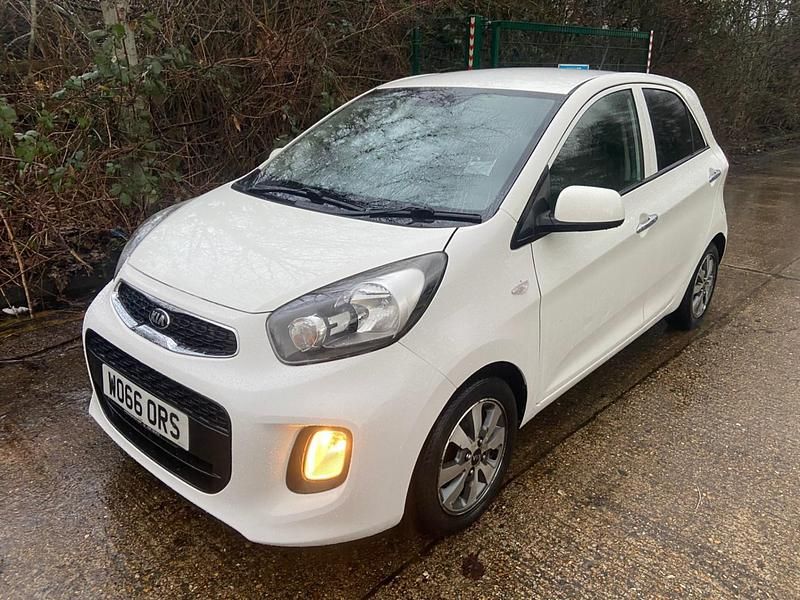 Used Kia Picanto 2017 White Hatchback