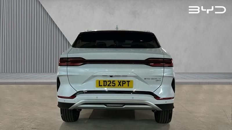 Used BYD Seal U Comfort 218 HP (160 kW) 2025 White SUV