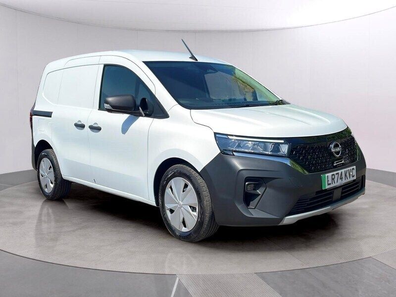White New 2024 Nissan Townstar Acenta MPV | £15,995 (Fair price) - Image 1/4