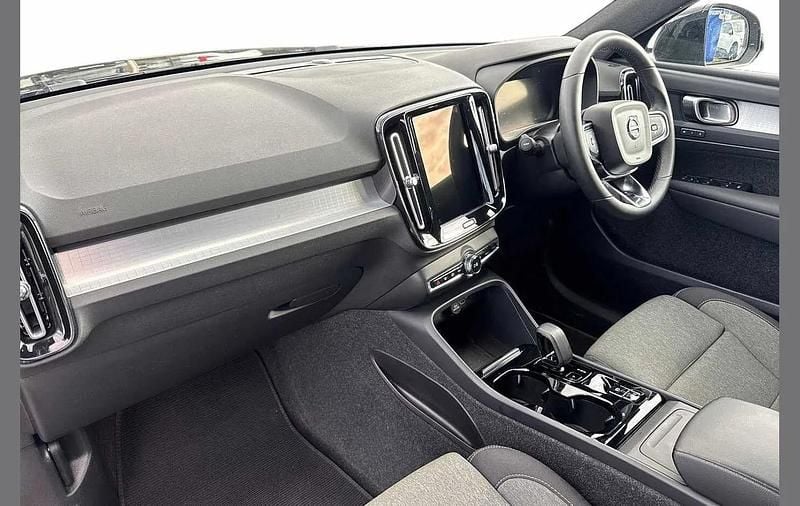 Used Volvo XC40 Plus 197 HP (144 kW) 2023 Black SUV